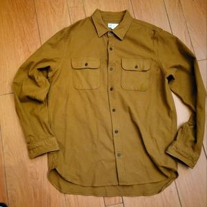 NWT Gap Standard Fit Stretch button-up shirt